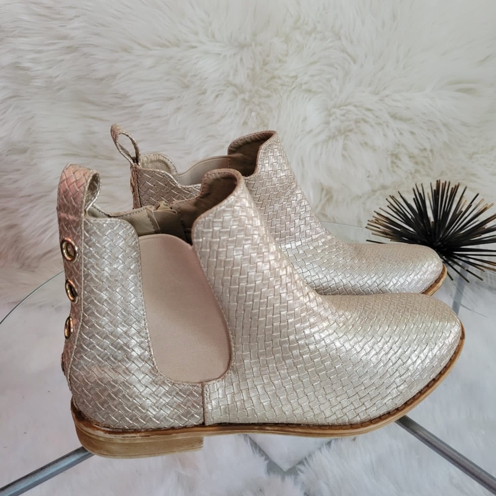 WANTED GOLD BRAID STYLE WOMEN BOOTIES